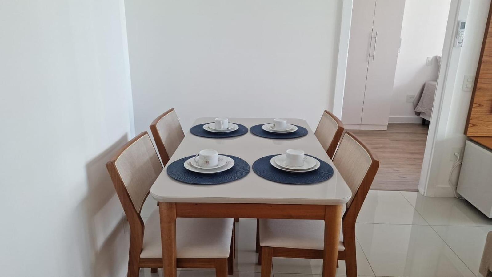 Apartamento Ilha Pura Barra Sala Varanda